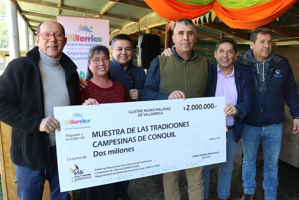 Municipio de Villarrica entrega fondos a 4 ferias costumbristas de la Ruta Campesina