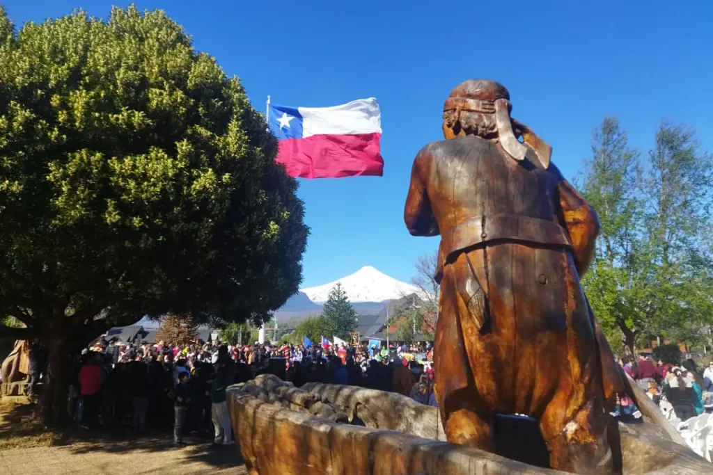 El alcalde Sebastián Álvarez respaldó medidas para fortalecer el turismo en Pucón.