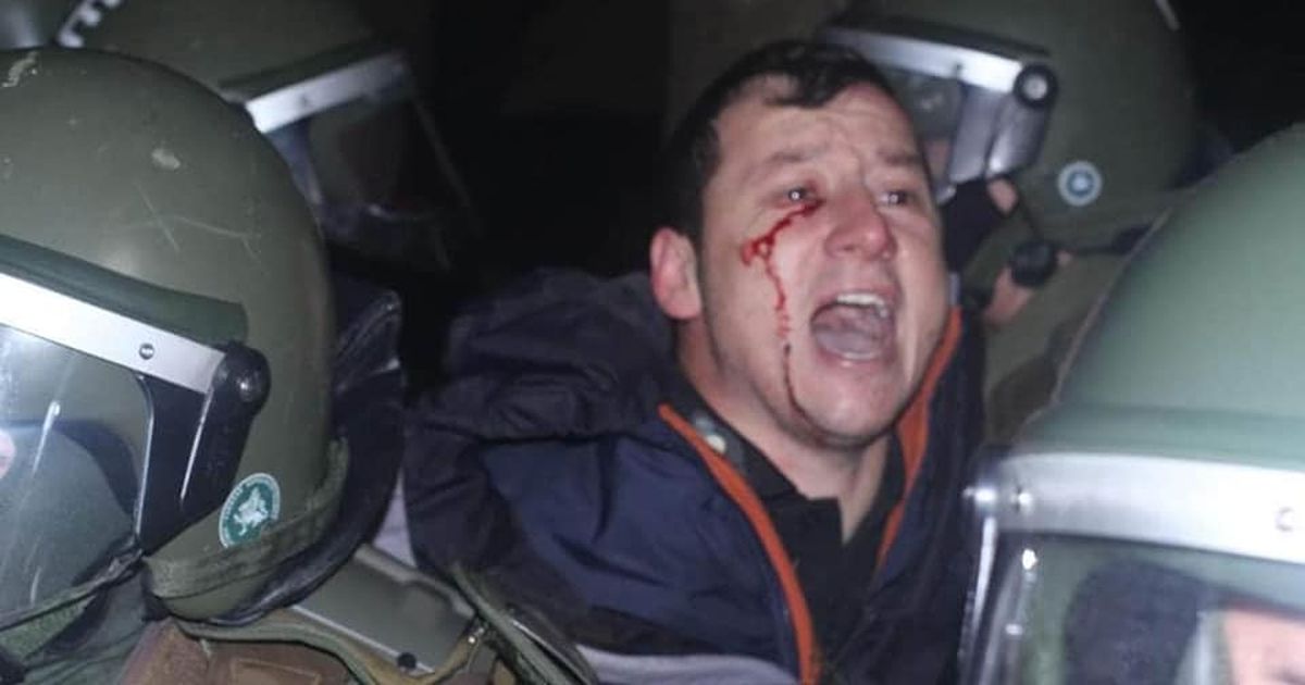 Carabinero fue formalizado por agredir a camarógrafo en Temuco