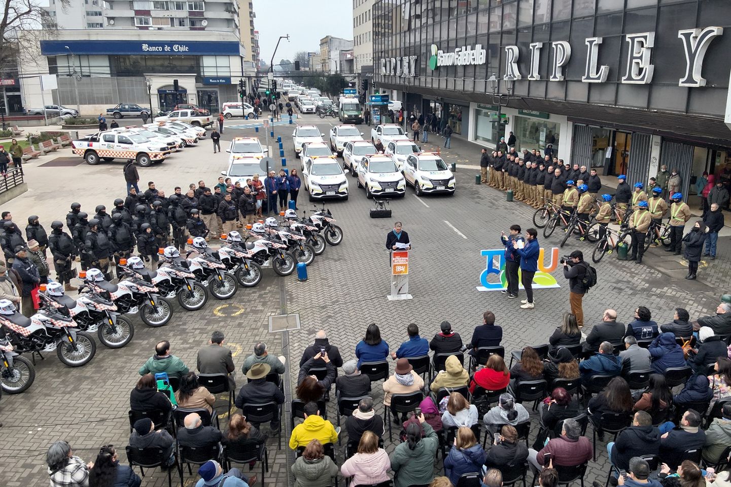 Municipalidad de Temuco presenta nueva flota de vehículos para la prevención del delito
