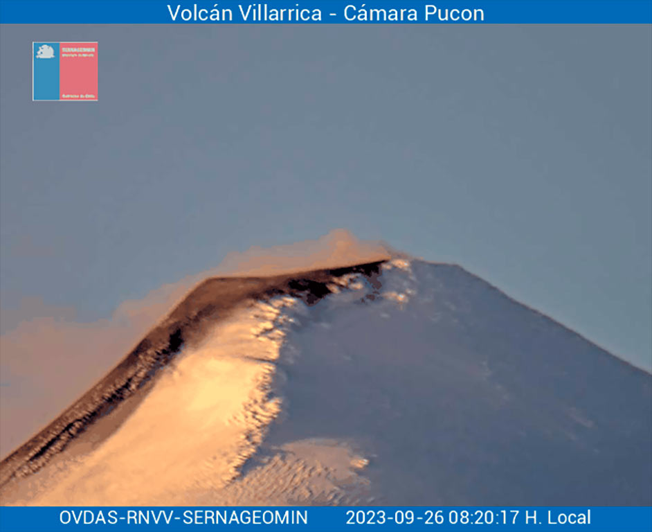 Volcán Villarrica: El Servicio Nacional de Geología y Minería (Sernageomin) ha dispuesto una alerta técnica naranja