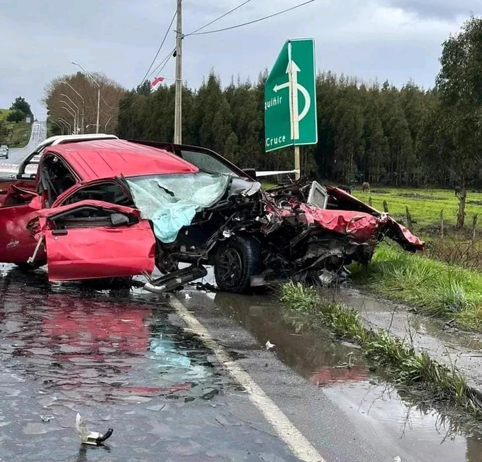 Choque en camino que une Los Sauces con Angol deja dos personas fallecidas