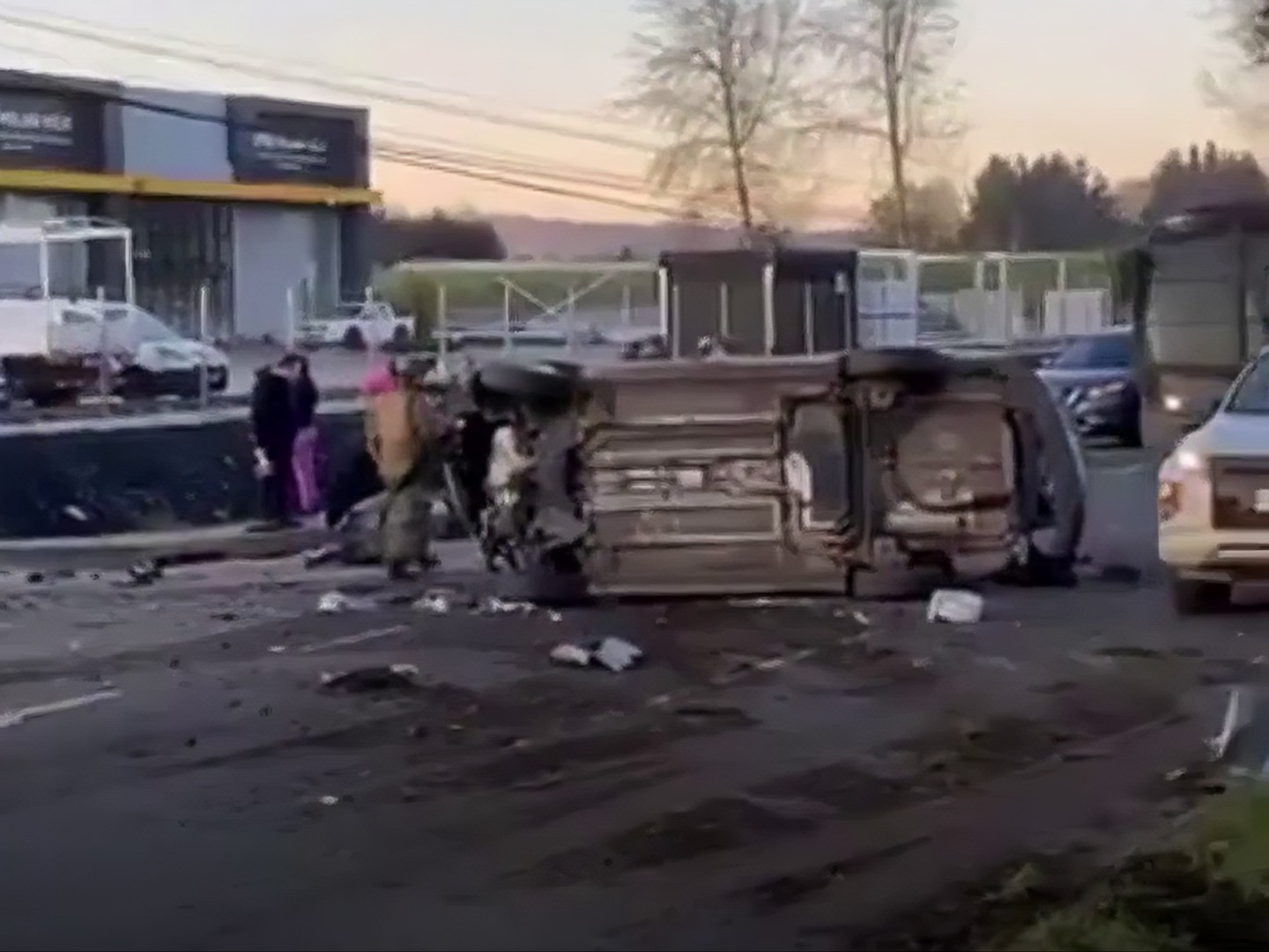 Este grave accidente ocurrió en sentido sur - norte, a la altura de la SOFO