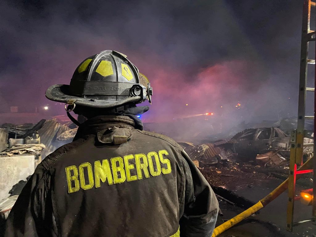 bomberos, incendio, angol, calcinado