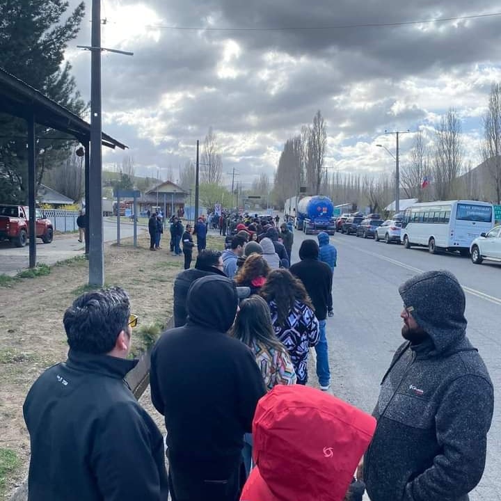 Congestión vehicular en Paso Pino Hachado
