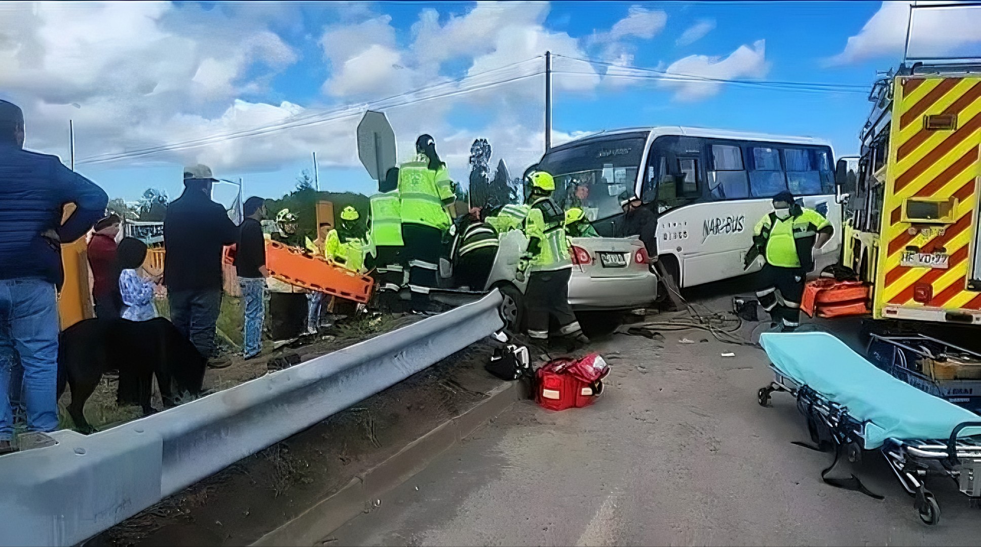 Accidente fatal en Nueva Imperial deja una persona fallecida y 30 heridos