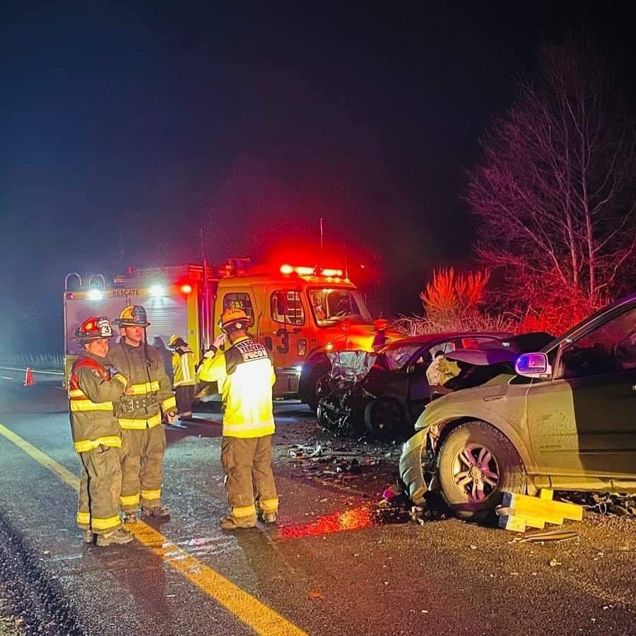 Un fallecido y cuatro heridos tras accidente que afectó a Los Cristales del Valle