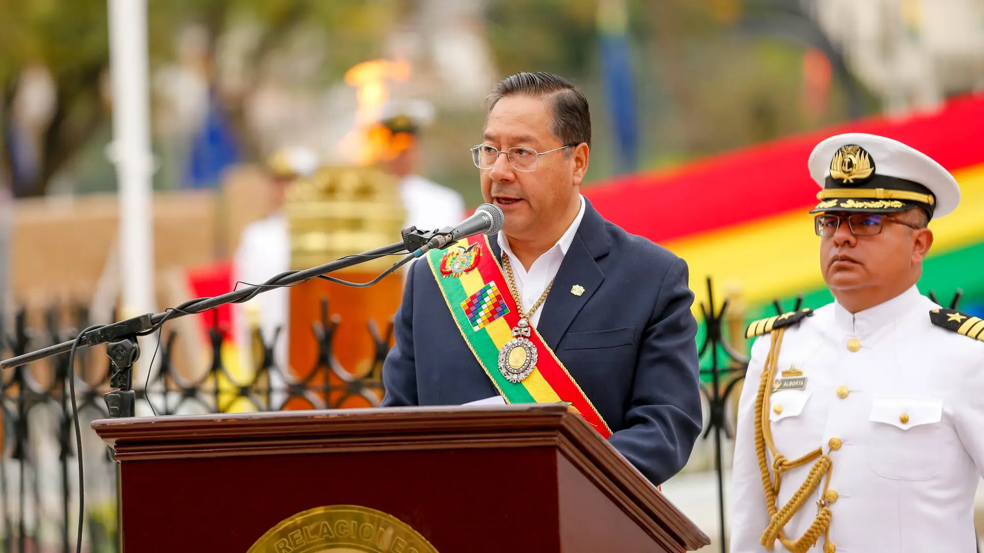 Tensión en Bolivia: Movilización Militar y Temores de Golpe de Estado