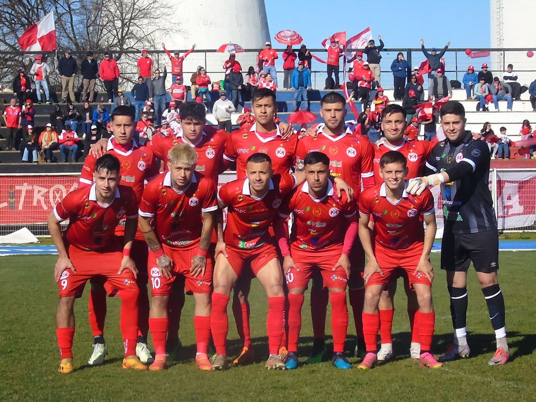 La Araucanía domina la Tercera B: Malleco Unido es líder, Deportivo Meza en alza y Pilmahue cae ante Naval.