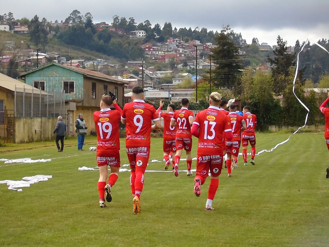 Malleco Unido: Un paso más cerca del ascenso tras derrotar a Deportes Tomé