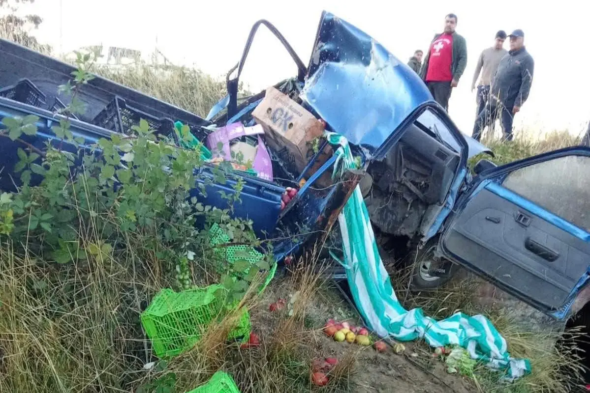 Dos carabineros heridos, uno en riesgo vital, tras accidente en la ruta Los Sauces Purén. Investiga SIAT.