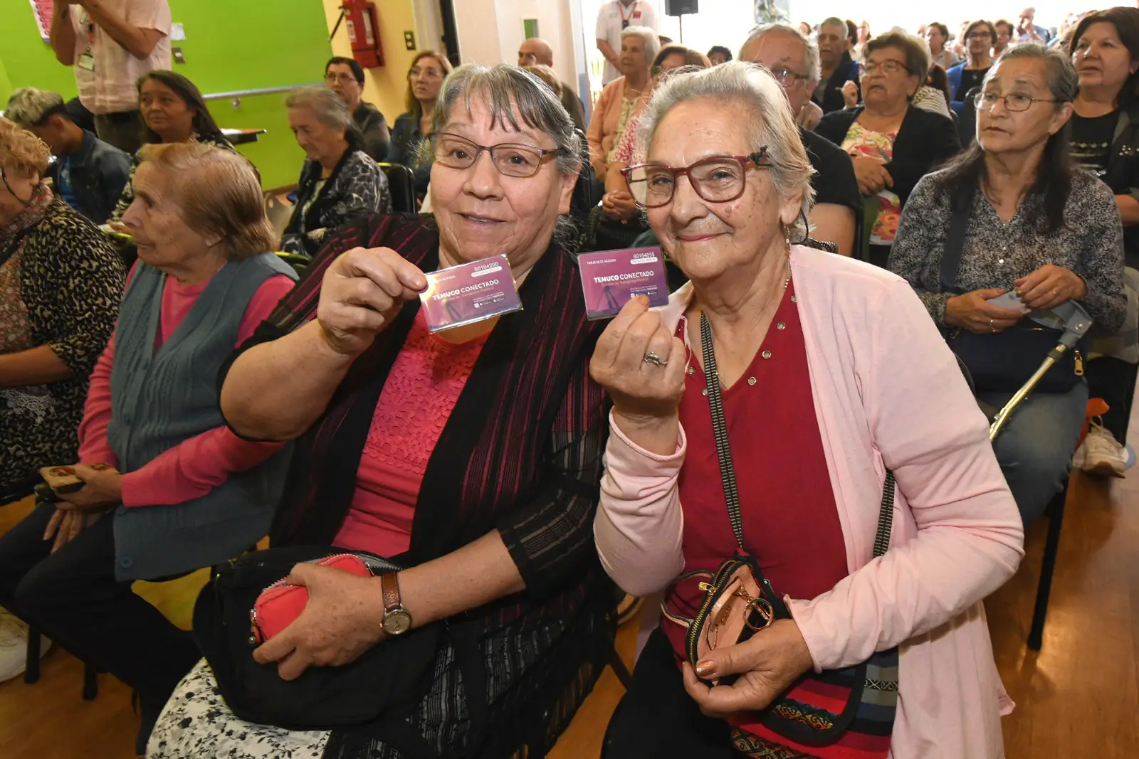 Temuco y Padre Las Casas implementan pago electrónico en transporte público. Personas mayores recibirán tarjetas gratuitas para tarifas rebajadas