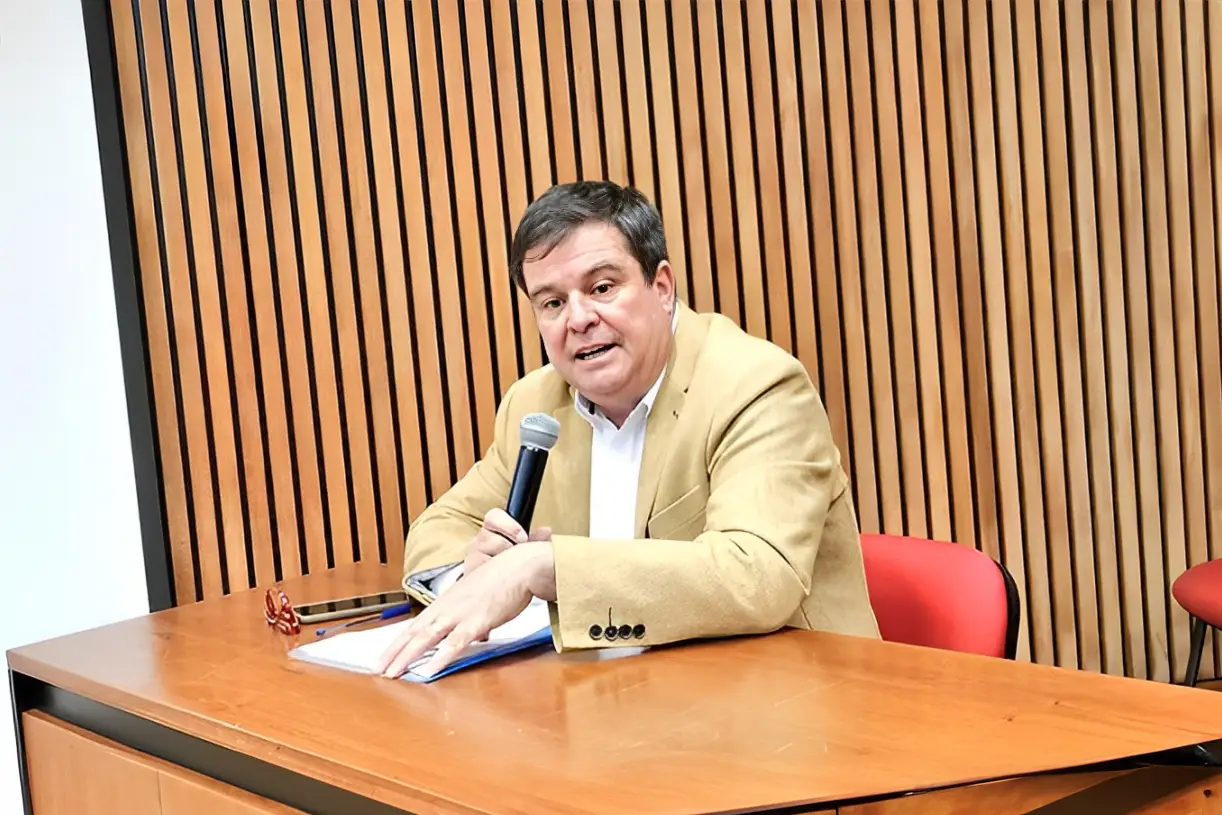 Incendios en La Araucanía: Eduardo Abdala aclara situación y desmiente teorías