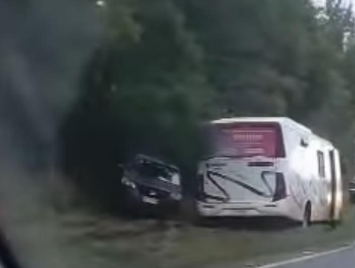 Fatal accidente en Metreñehue: un muerto y un conductor fugado