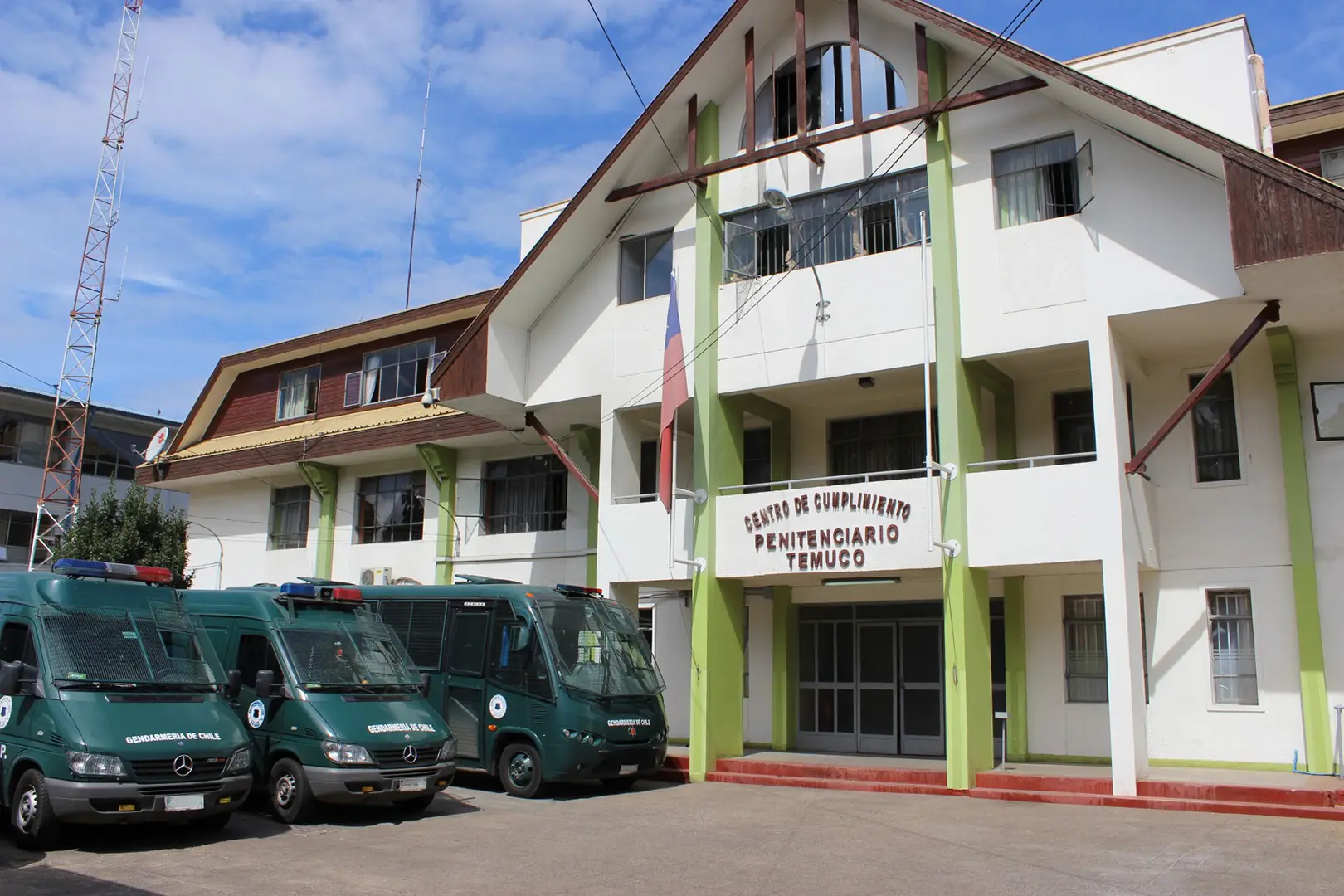 Ataque inesperado a oficiales de Gendarmería en Centro Penitenciario de Temuco