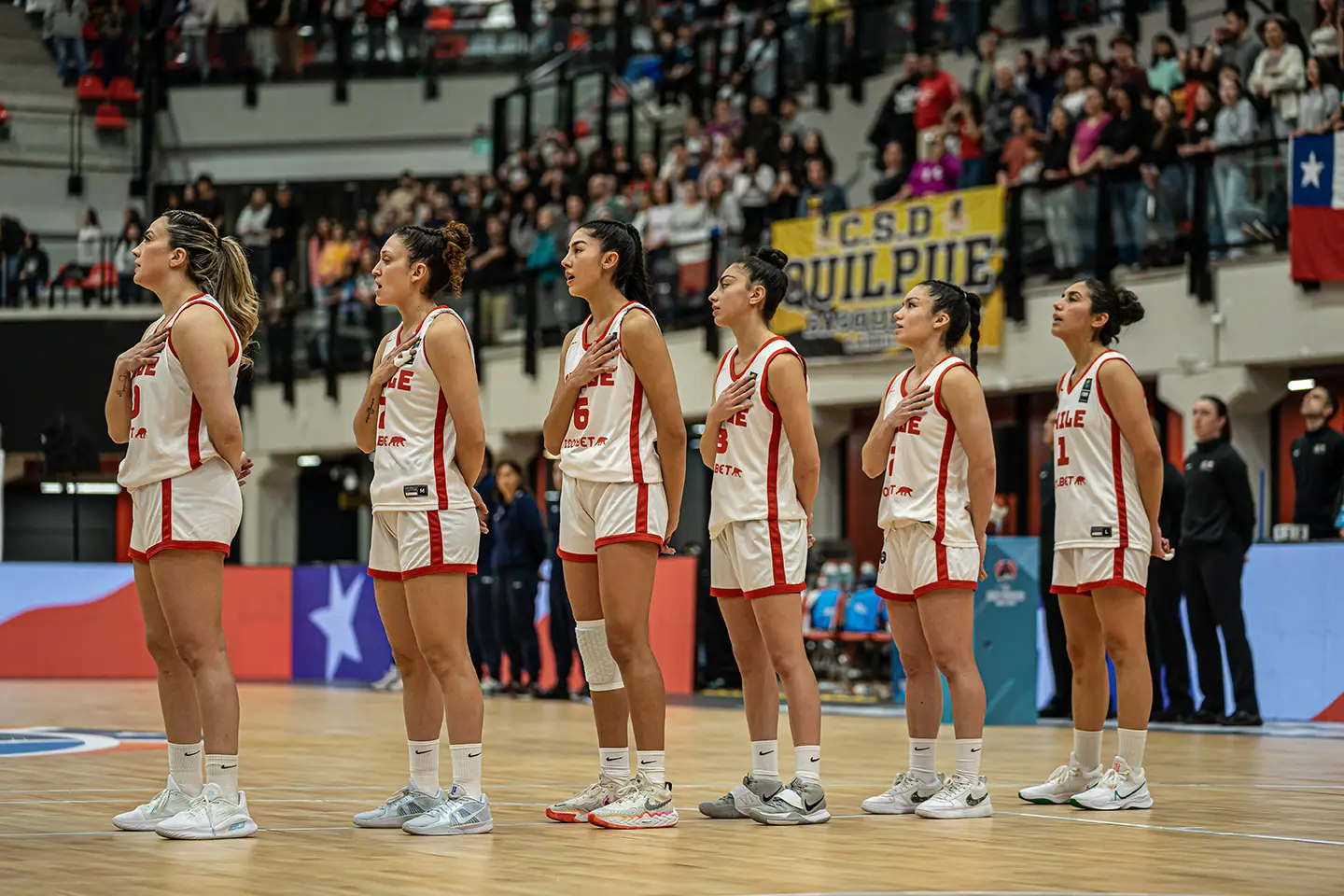 La Roja Femenina de Básquetbol se enfrenta a República Dominicana en Pucón el 22 de junio