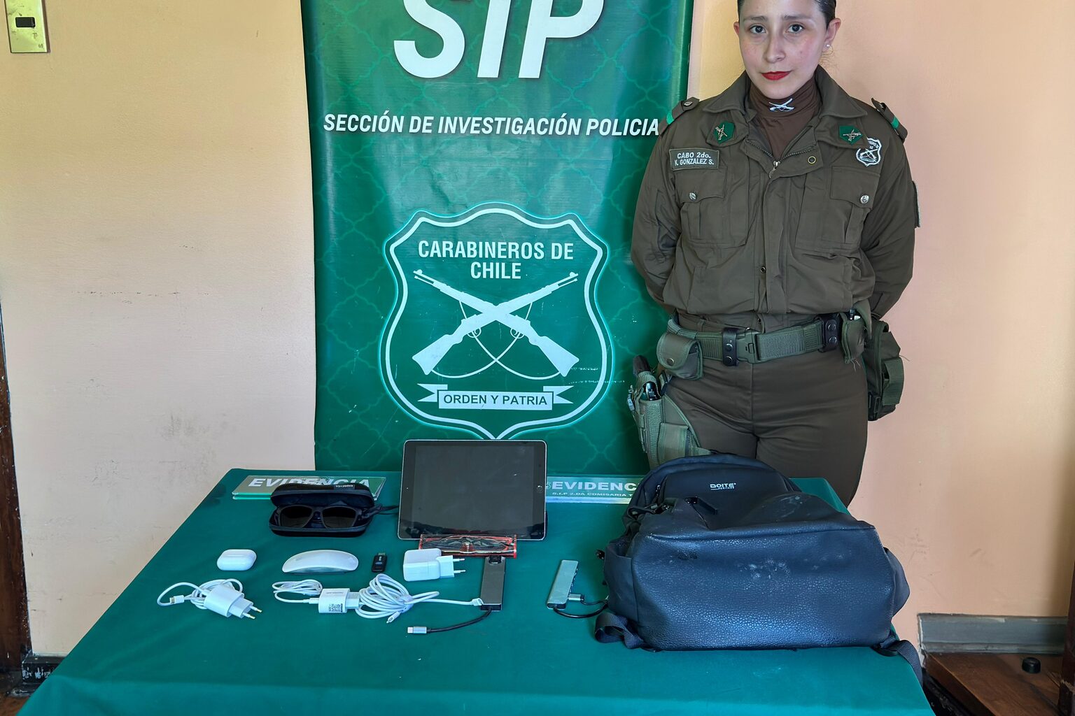 Un abogado en Temuco fue víctima del robo de su cliente minutos después de lograrle una rebaja de arresto.