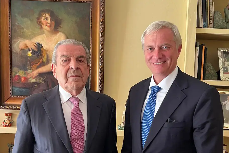 Crisis interna en la DC por cita entre Frei y Kast
