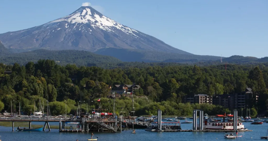 Hallan cuerpo de hombre de 42 años en el Lago Villarrica en sector Playa Grande