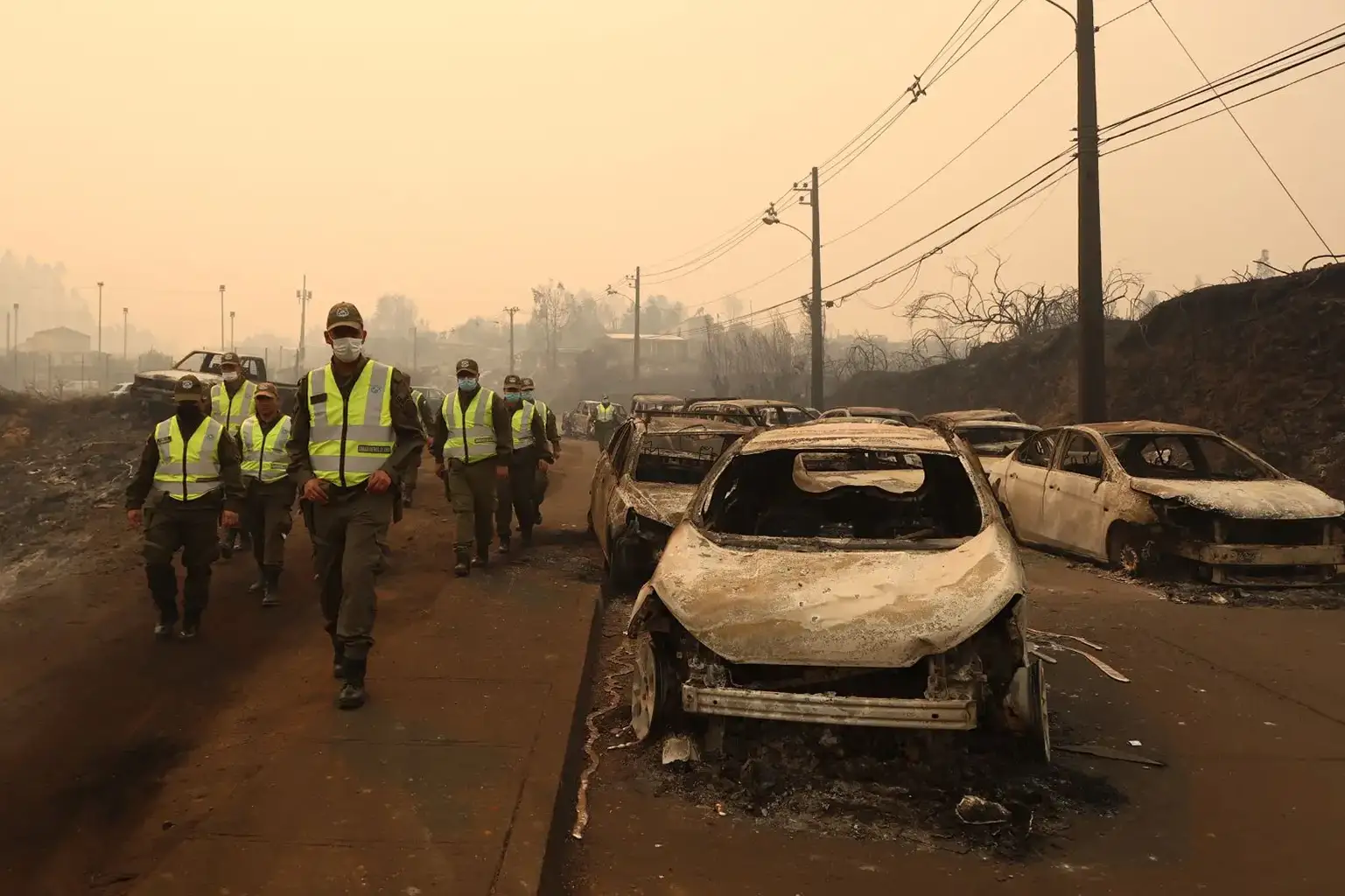 Medida decisiva: toque de queda 24/7 rige en Lirquén por emergencia de incendios