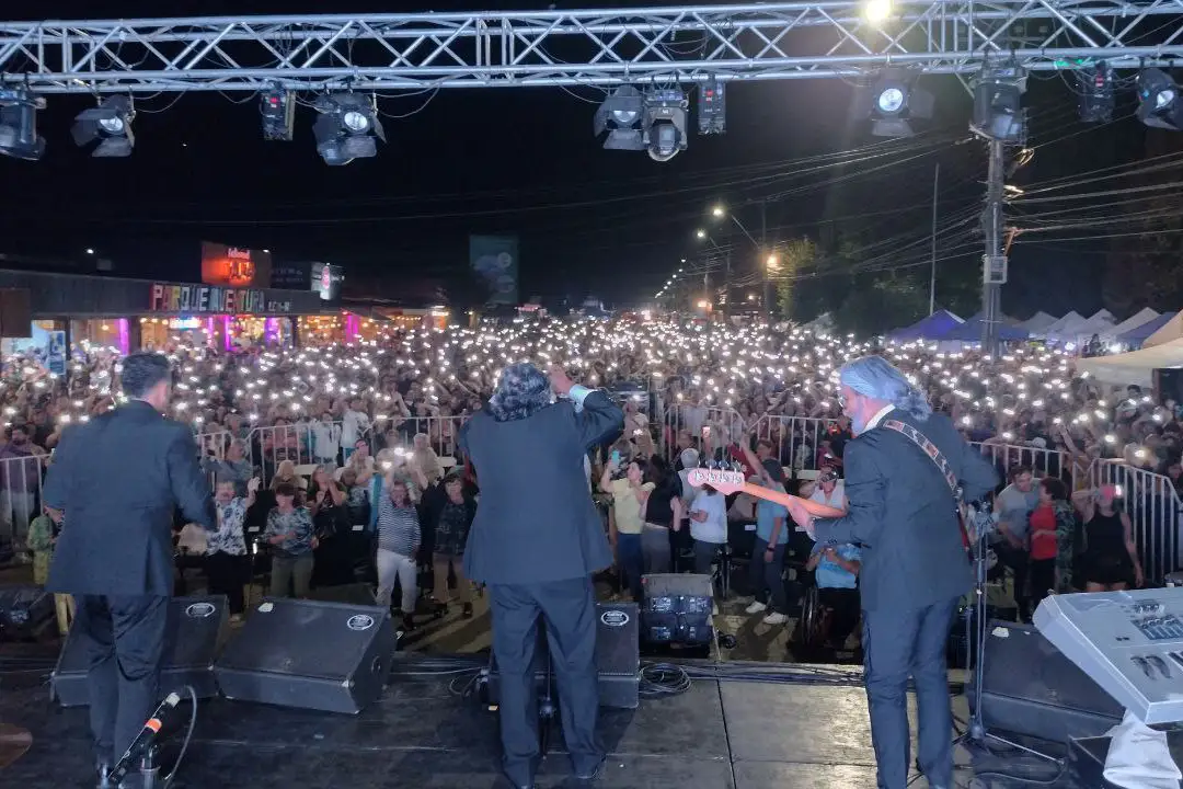 Aniversario de Lican Ray reunió a más de 5 mil personas en su celebración número 82