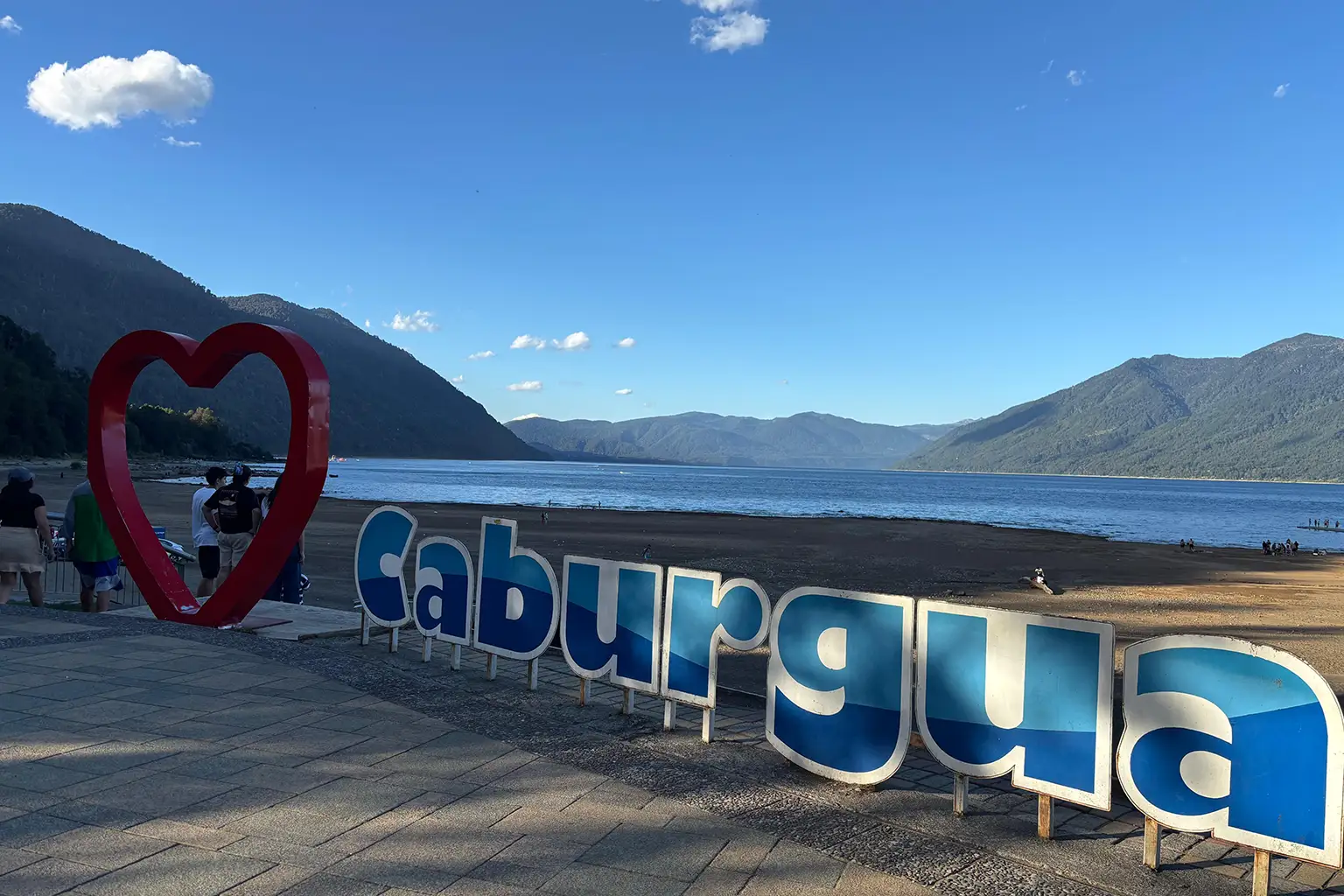 Seguridad en Caburgua es destacada por vecinos y turistas.
