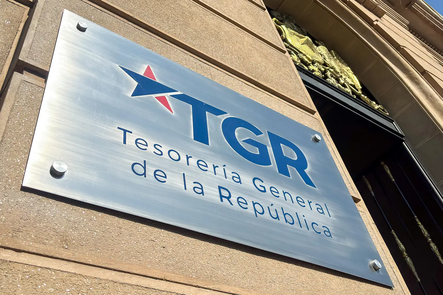 tesorería, deudores del CAE