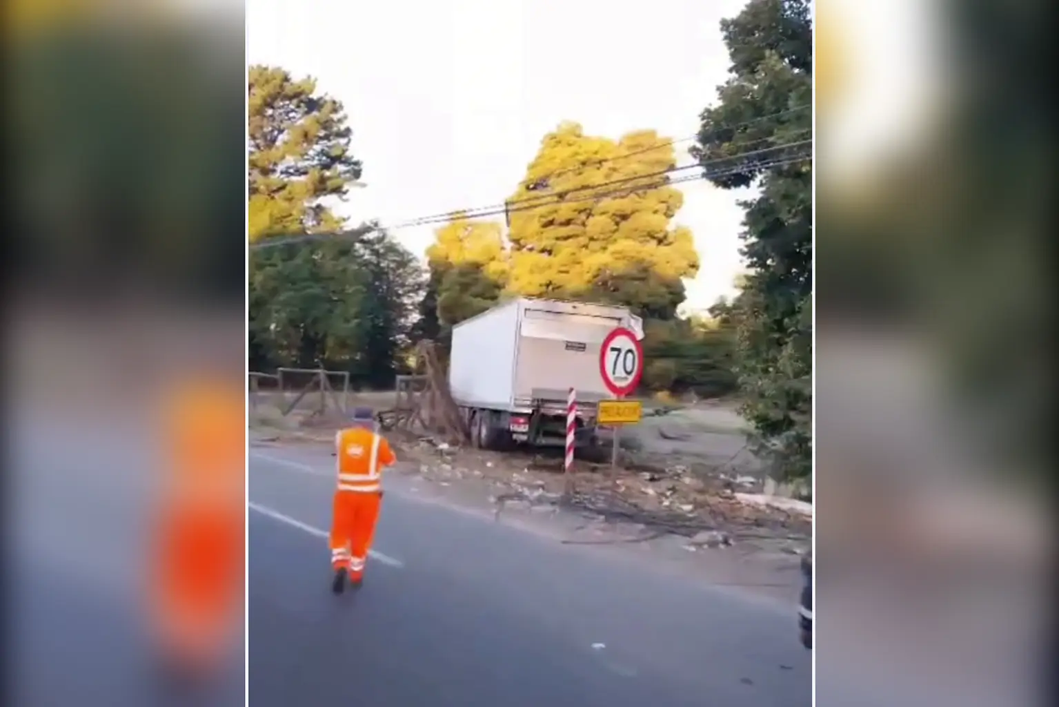 Accidente en Ruta 5 Sur deja una mujer fallecida tras despiste de camión en puente Toltén