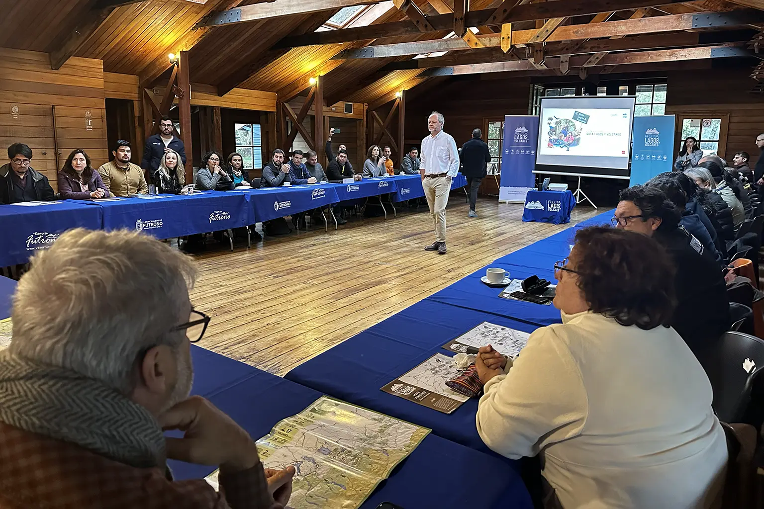 Ruta Lagos y Volcanes reunió a más de 70 actores clave del turismo del sur de Chile