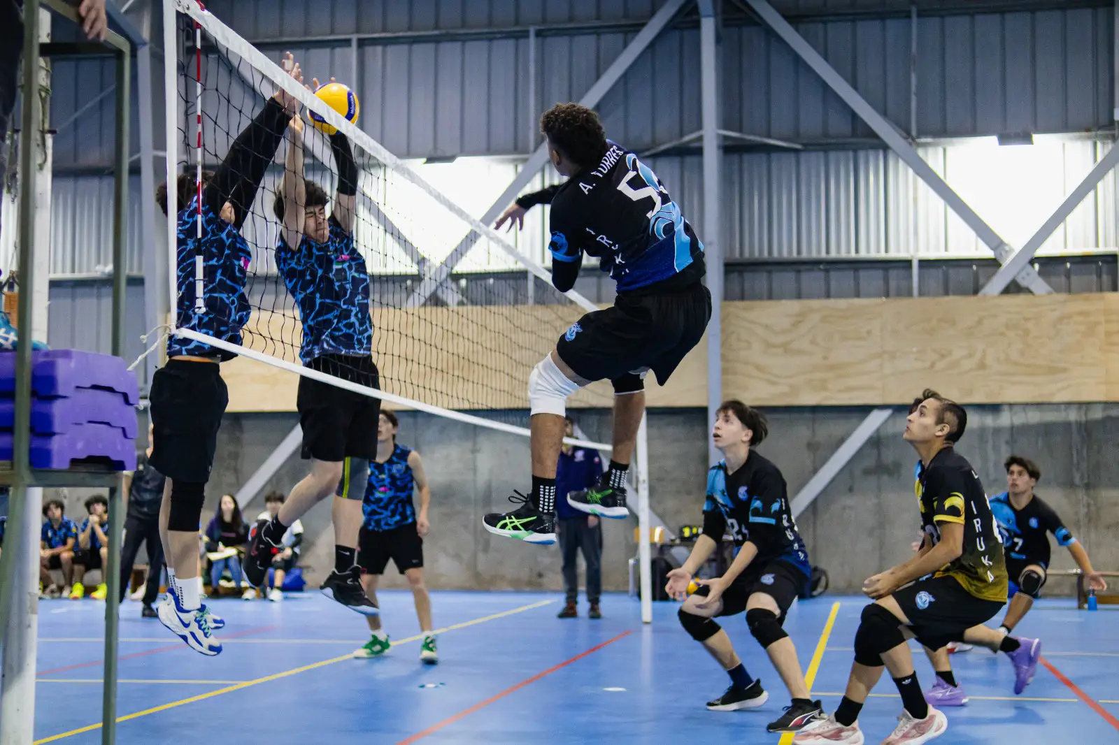 Histórico fin de semana para el vóleibol en Pucón con torneo nacional juvenil