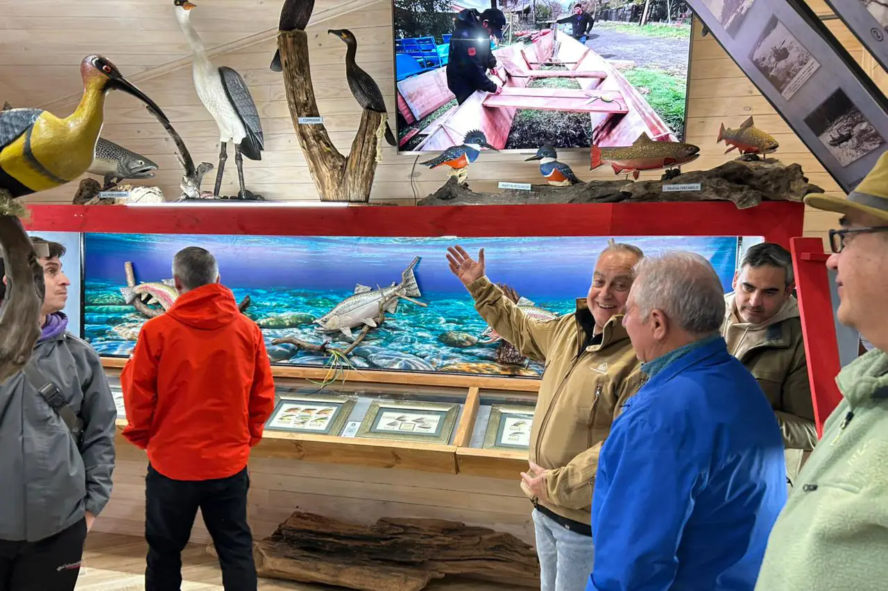 Los Boteros de Pucón fortalecen su patrimonio con nuevas exposiciones y equipamiento.