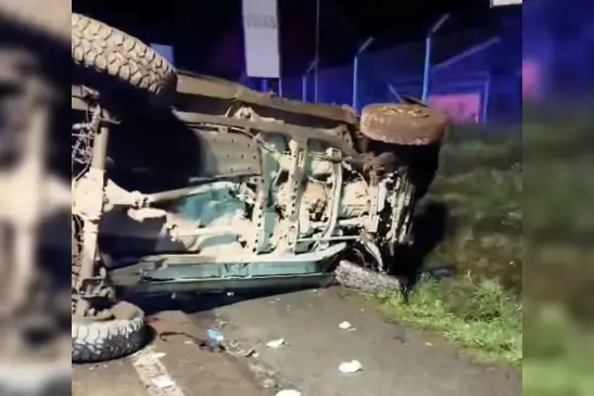 Bomberos concurre a accidente de tránsito en la ruta Villarrica Freire