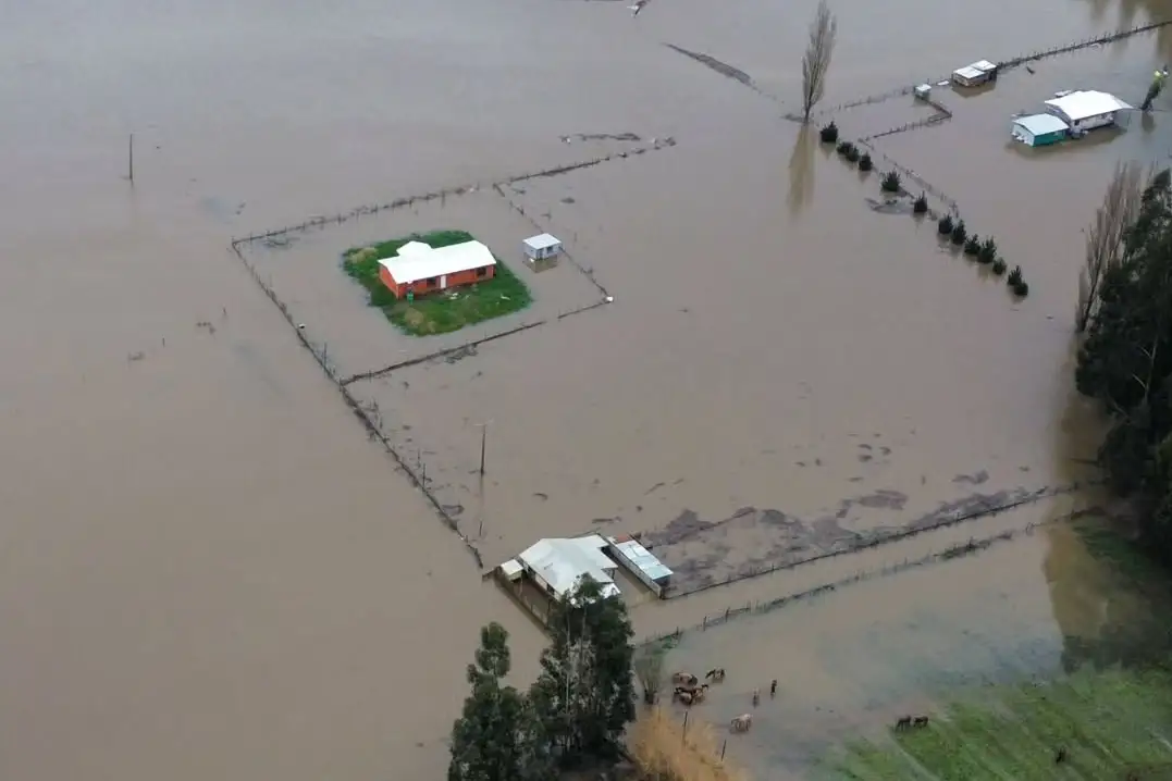 desborde, río Damas, personas aisladas, Carahue